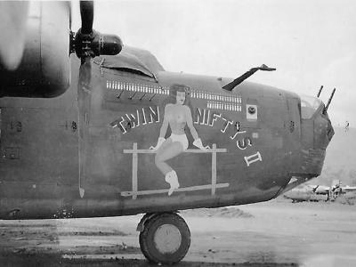 B-24 Liberator Twin Niftys II 42-40928 90th Bomb Group 400th Bomb Squadron