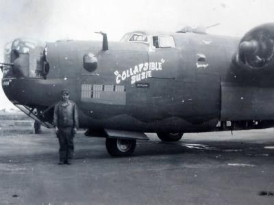 B-24 Liberator Nose Art Collapsible Susie