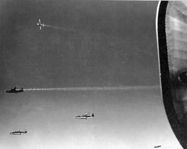 B-24 Liberators Bombers Over Vienna 1944 | World War Photos