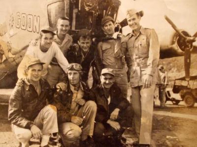 B 24 liberator crew The Goon 308th Bomb Group 374th Bomb Squadron