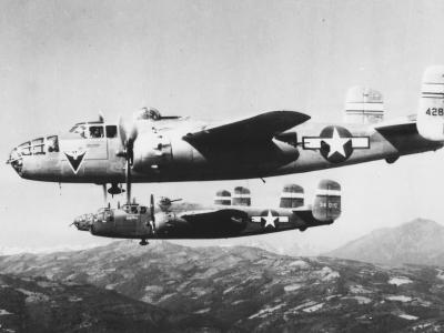B-25J Mitchell 42-28929 43-4015 12AF over Italy