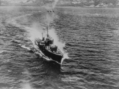 38th BG B-25 attacks destroyer Akishimo Ormoc Bay November 10, 1944