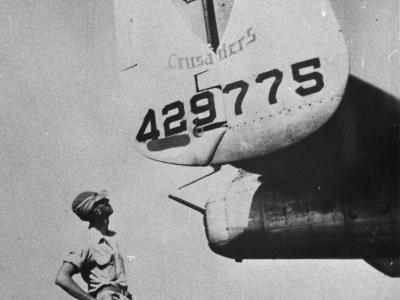 B-25J 44-29775 of the 42nd Bomb Group „Crusaders”