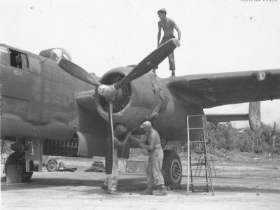 B-25J 44-30589 of the 42nd BG, 100th BS
