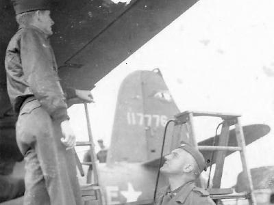 Inspection of Flak damage to 320th BG B-26 41-17776 „Most Likely”