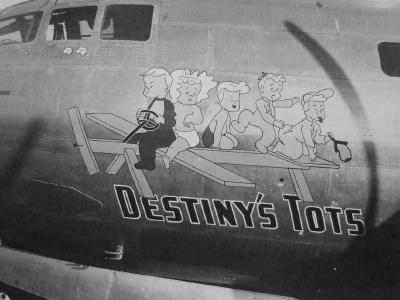 B-29 42-65293 named DESTINY’S TOTS from 497th Bomb Group, Tinian 1945