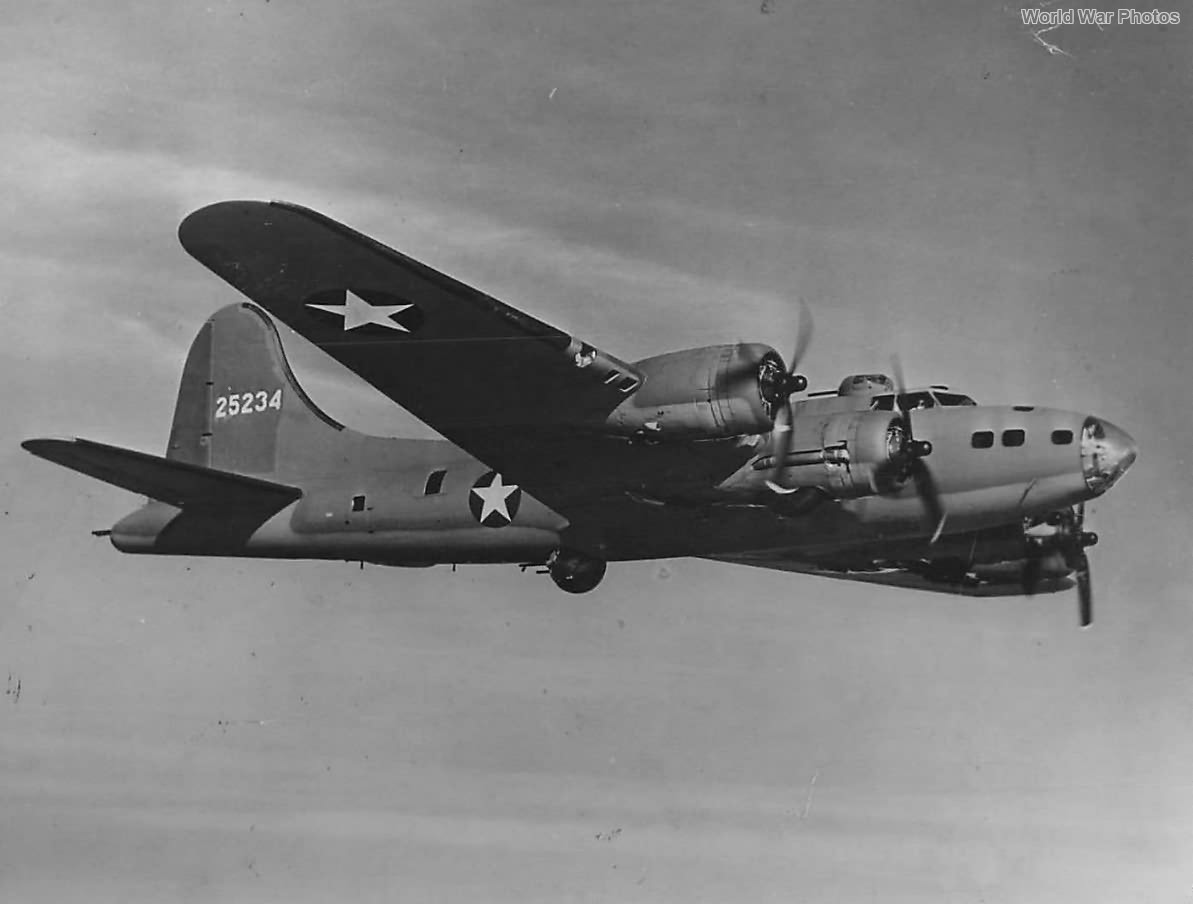 B-17F 42-5234 before being turned over RAF | World War Photos