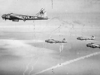 B-17G of 401st BG dropping bombs 14 March 1945