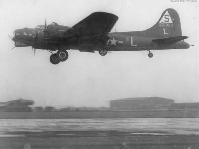 B-17 42-31090 Nasty Habit 401st BG