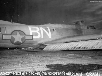 B-17 42-39769 BN-P „Miss Manooki” of the 303rd BG