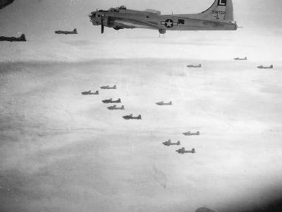 B-17G 43-38702 452nd BG