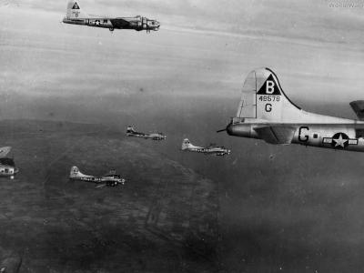 B-17G 44-8578 of 92nd BG
