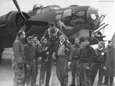 B-17G „Daring Doris” 42-97153 of the 333rd BS, 94th BG 1944
