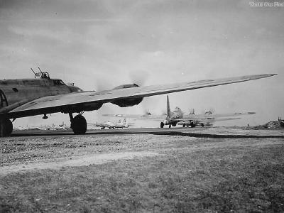 B-17 bombers 398th BG taxiing