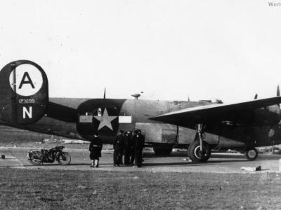 B-24D 41-23699 Lemon Drop of the 44th Bomb Group