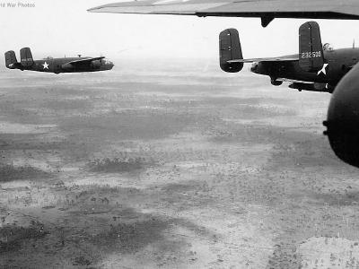 TB-25C 42-32375 and 42-32509
