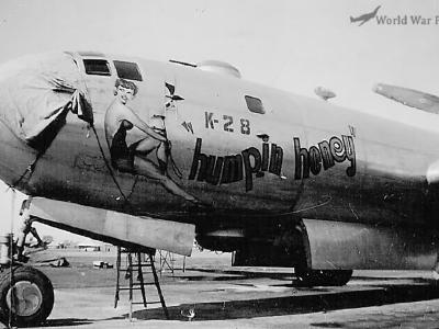 B-29 42-6299 HUMPIN HONEY