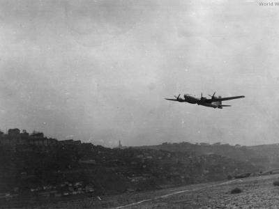 B-29 „Dottie” take off from Chungking 3 December 1944