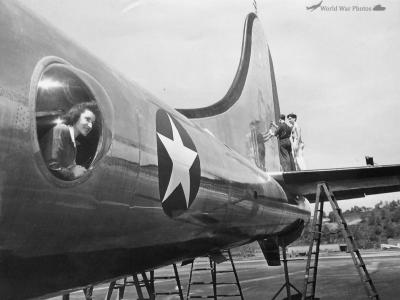 XB-29 gunner sighting position