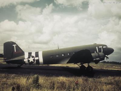C-47 I7-T 42-92879 442nd TCG Mount Farm