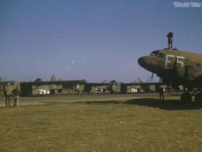 CG-4A 314th TCG C-47 mar45