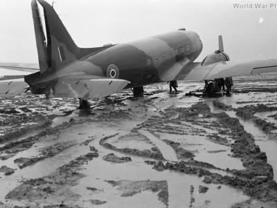 Dakota 267 Squadron Catania