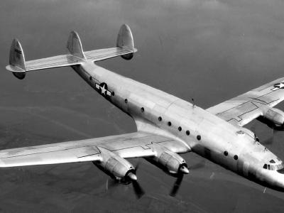 Lockheed C-69 Constellation serial 43-10315 in flight 2
