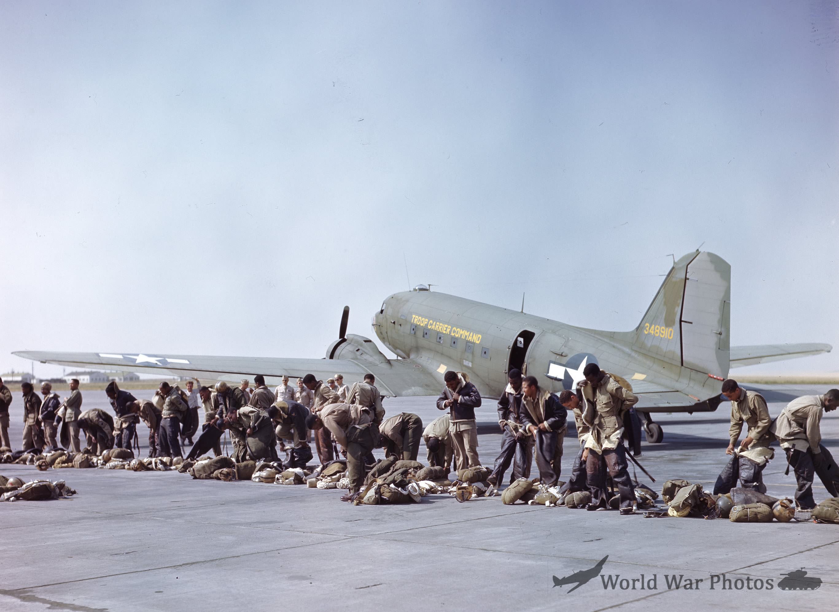 Douglas C-47B 43-48910