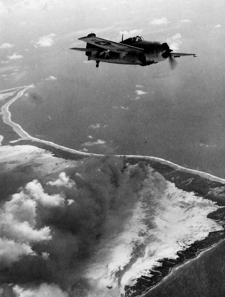 FM-1 Wildcat flown by Lt (jg) Knudson of VC-41 USS Corregidor CVE-58 over Makin Atoll, 20 November 1943