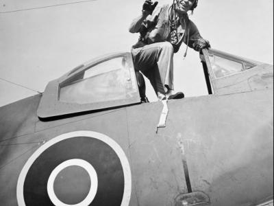 British Corsair USA 1943