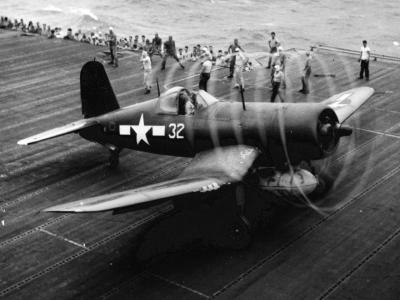 F4U-1A #32 of VMF-124 USS Essex December 28, 1944