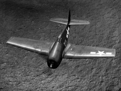 F6F-5 D11 in flight
