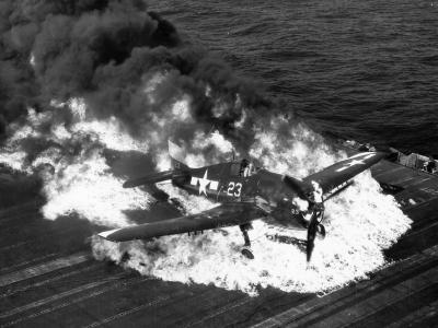 Burning F6F-5 Hellcat white 23 from VF-9 USS Lexington (CV-16) – 25 February 1945 2