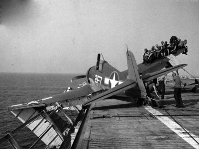 Grumman F6F-3 Hellcat 25974 USS Charger August 1943