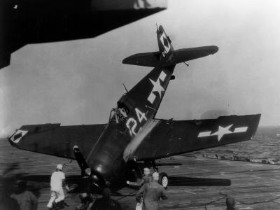 Grumman F6F-5 „white 24” of the VF-23 USS Langley 1945