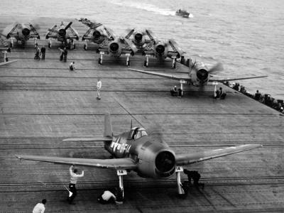F6F Hellcat of VF-8 aboard USS Intrepid 1943 2