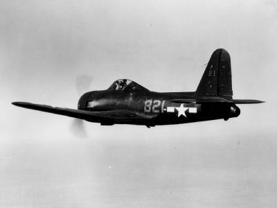 FR-1 code B21 of the VF-66 in flight, 4 May 1945