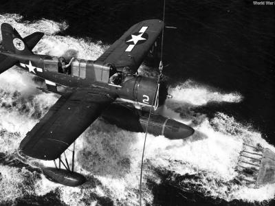 Missouri recovers its OS2U-3 August 1945