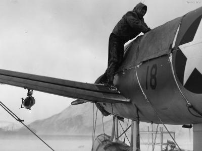 OS2U #18 of the VS-49 at Dutch Harbor November 1942
