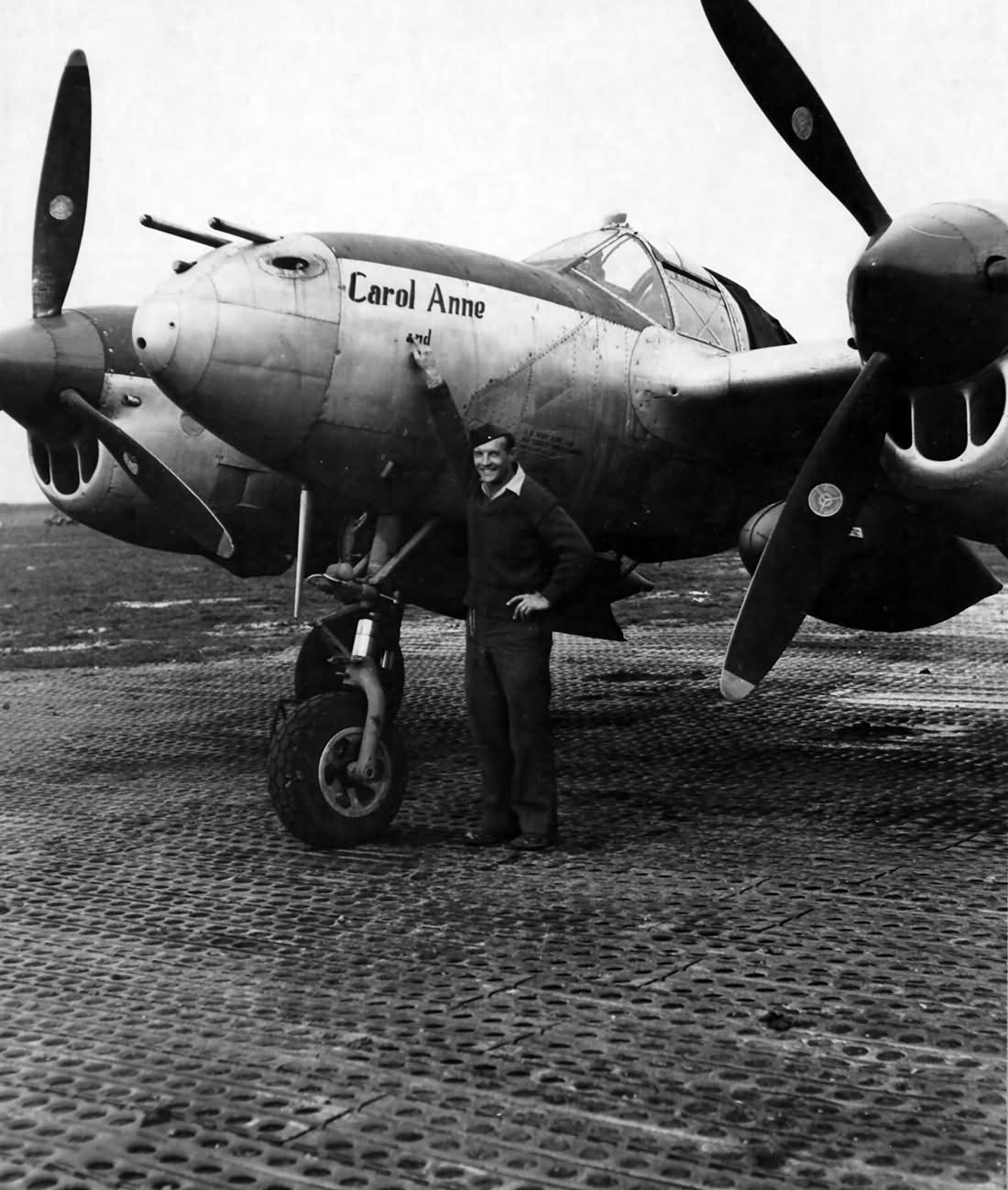 Lockheed P-38 Lightning „Carol Anne” 94th FS 1st Fighter Group Italy