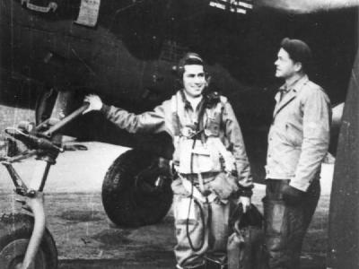 P-38J Lightning Capt Lindol Graham 20th FG 79 FS Nose Art Susie at Kings Cliffe England February 1944