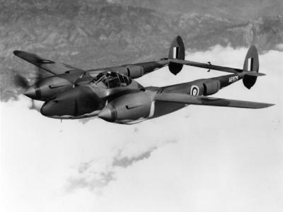Lightning Mk I serial AE979 in flight