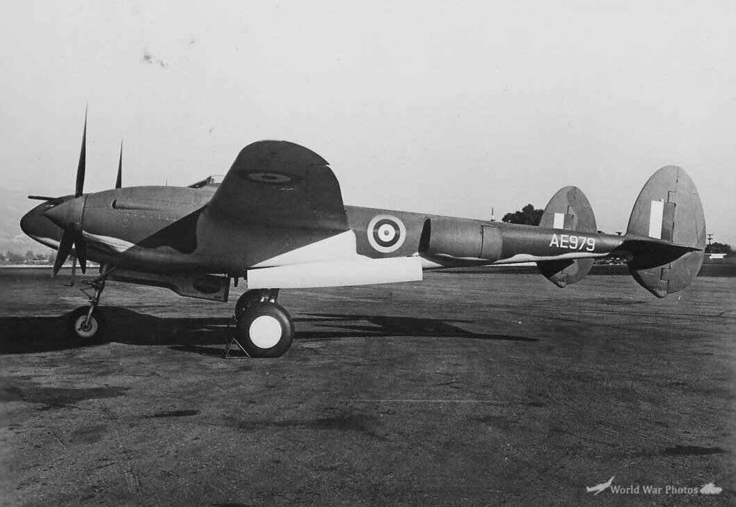 P-38 Lightning AE979 RAF 1942