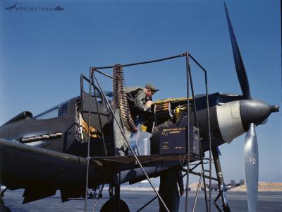 P-39D loading ammunition
