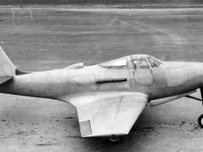 Bell XP-39E with laminar flow wing