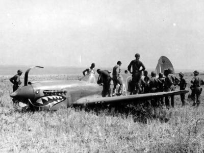 P-40E Kittyhawk 112 Squadron RAF