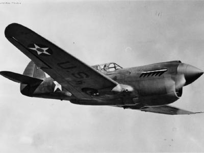 Curtiss P-40E in flight 1941