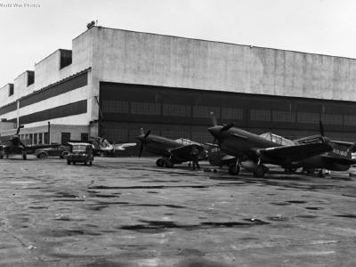 P-40K 42-10180 factory October 1942