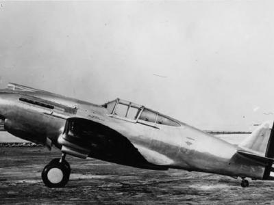 Curtiss XP-40 February 1940