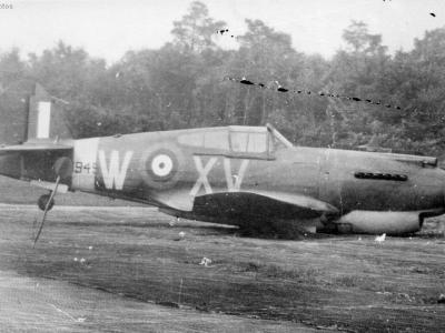 Tomahawk IIA AH945 XV-W of 2 Sqn RAF